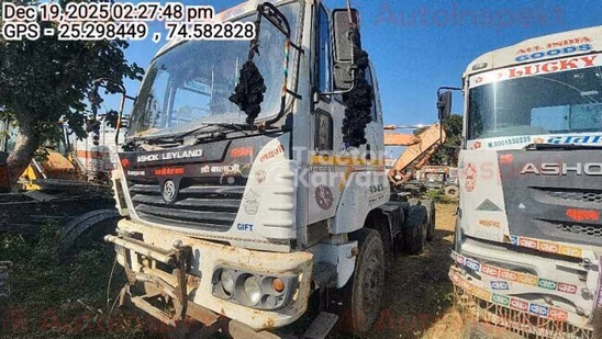 अशोक लेलैंड यू 4923 टीटी पुराने कमर्शियल व्हीकल