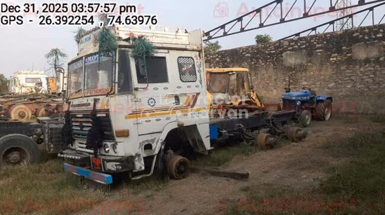अशोक लेलैंड यू 4923 टीटी पुराने कमर्शियल व्हीकल