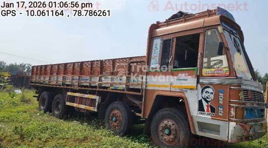 अशोक लेलैंड 3118 पुराने कमर्शियल व्हीकल