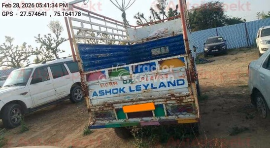 अशोक लेलैंड दोस्त प्लस पुराने कमर्शियल व्हीकल