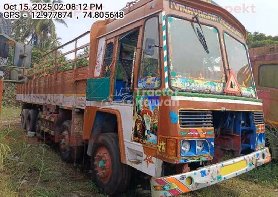 अशोक लेलैंड 3718 पुराने कमर्शियल व्हीकल