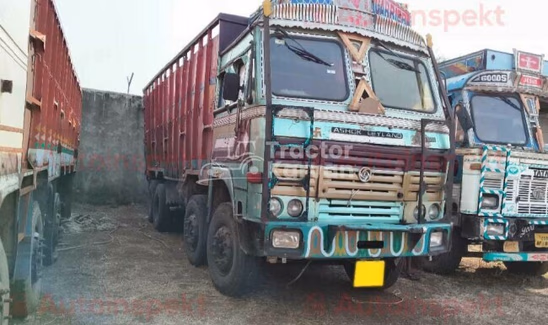 Ashok Leyland 3116 Used Commercial Vehicle