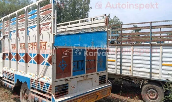 महिंद्रा बोलेरो मैक्सिट्रक प्लस 1.2 पुराने कमर्शियल व्हीकल