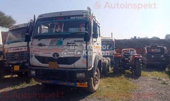 टाटा 4923.T सेकंड हैंड कमर्शियल