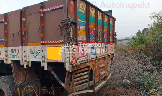 Ashok Leyland 3118 Used Commercial Vehicle