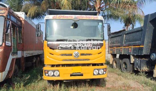 Ashok Leyland AVTR 2825 Second Hand Commercial