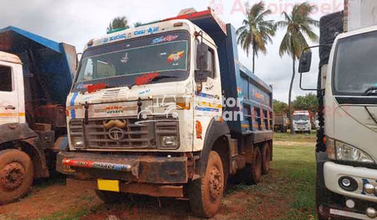 Tata LPK 2518 Used Commercial Vehicle