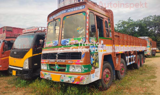 Ashok Leyland 3118 Used Commercial Vehicle