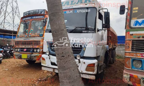 BharatBenz R 3123 Used Commercial Vehicle