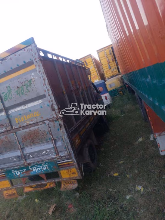 टाटा इंट्रा पुराने कमर्शियल व्हीकल