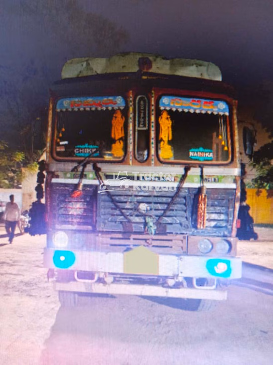 अशोक लेलैंड 3718 सेकंड हैंड कमर्शियल
