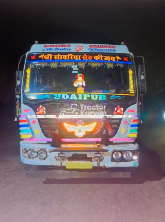 अशोक लेलैंड यू 4923 टीटी सेकंड हैंड कमर्शियल