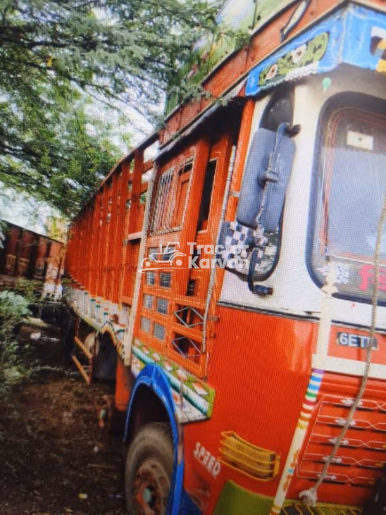 अशोक लेलैंड 3118 पुराने कमर्शियल व्हीकल
