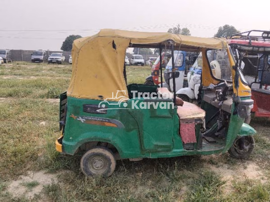 cng Used Commercial Vehicle