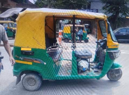 petrol Used Commercial Vehicle