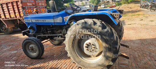सोनालिका सिकंदर RX 750 III DLX Second Hand Tractor