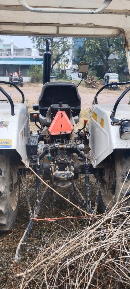 न्यू हॉलैंड 3032 NX Second Hand Tractor
