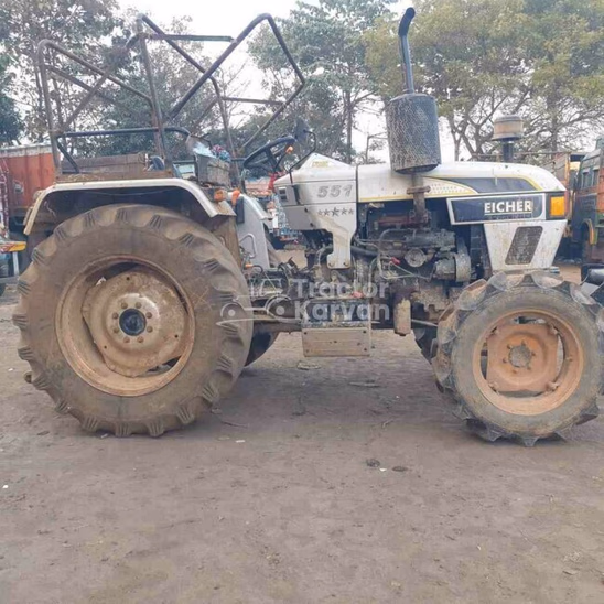 आयशर 551 4WD Second Hand Tractor