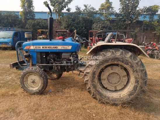 न्यू हॉलैंड 3230 TX सुपर Second Hand Tractor
