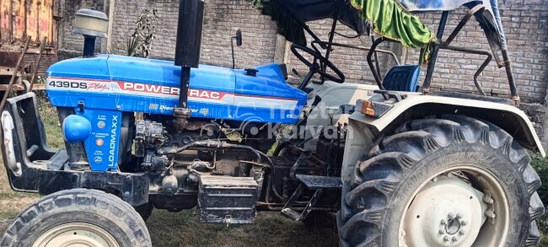 Powertrac 439 Plus Loadmaxx Second Hand Tractor