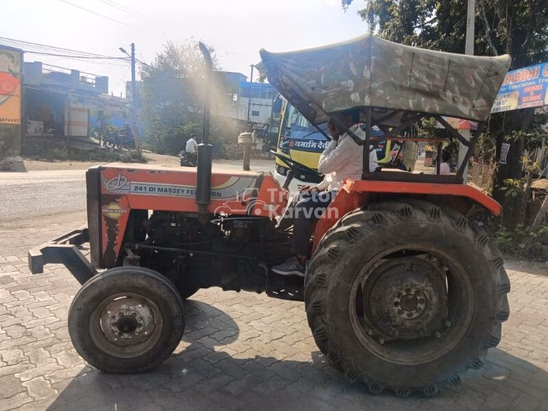 Massey Ferguson 241 DI Second Hand Tractor