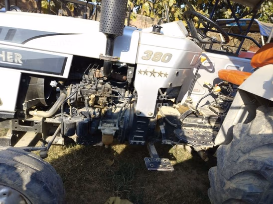 आयशर 380 Second Hand Tractor