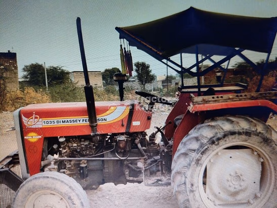 Massey Ferguson 1035 DI Second Hand Tractor