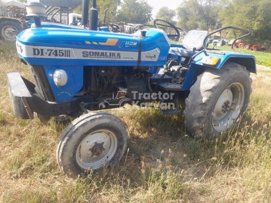 Sonalika Sikander DI 745 III Second Hand Tractor