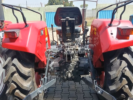 Mahindra Yuvo 275 DI Second Hand Tractor