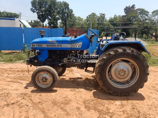 सोनालिका DI 740 III Second Hand Tractor