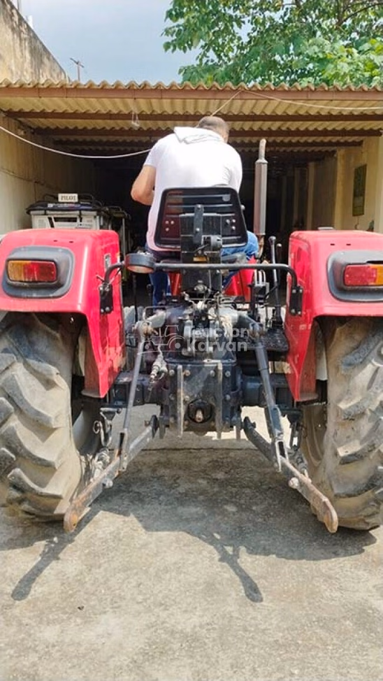 महिंद्रा अर्जुन अल्ट्रा -1 555 DI Second Hand Tractor