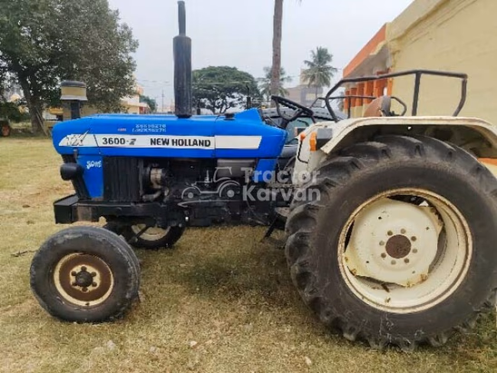 न्यू हॉलैंड 3600-2 TX Second Hand Tractor