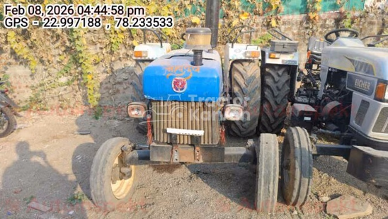 सेकंड हैंड न्यू हॉलैंड 3600-2 TX ट्रैक्टर