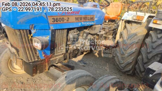 न्यू हॉलैंड 3600-2 TX Second Hand Tractor