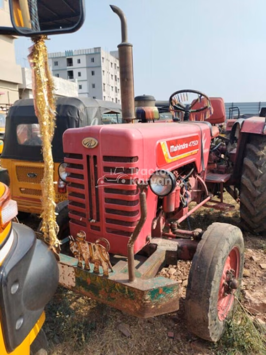 सेकंड हैंड महिंद्रा 475 DI ट्रैक्टर