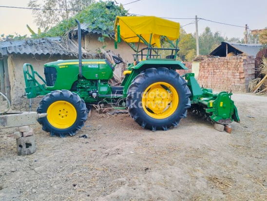 John Deere 5050 D 4WD Second Hand Tractor