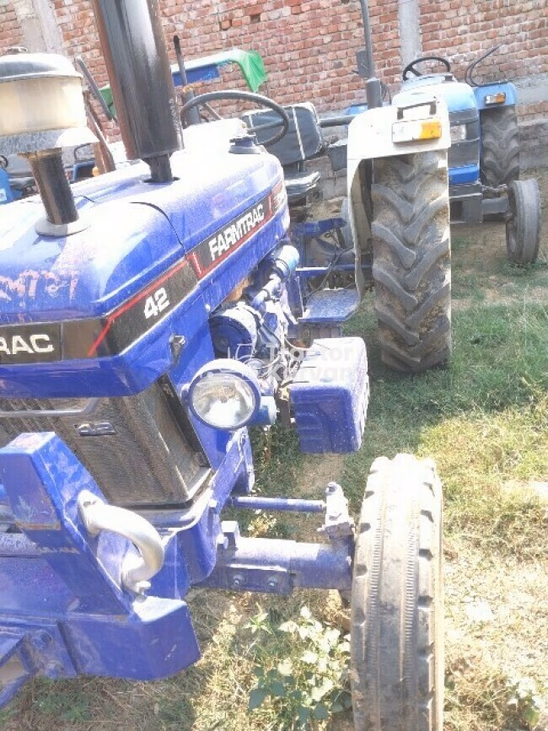 फार्मट्रैक चैंपियन 42 वैल्यूमैक्स Second Hand Tractor