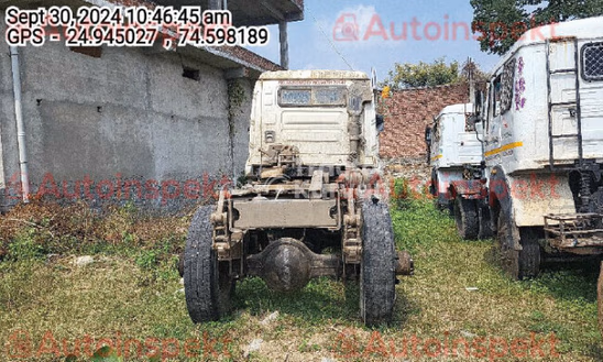 अशोक लेलैंड यू 4923 टीटी पुराने कमर्शियल व्हीकल