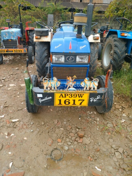 आयशर 380 Second Hand Tractor