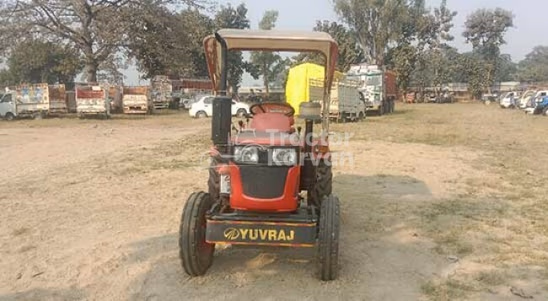 महिंद्रा युवराज 215 NXT Second Hand Tractor
