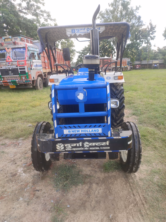 न्यू हॉलैंड 3037 NX Second Hand Tractor